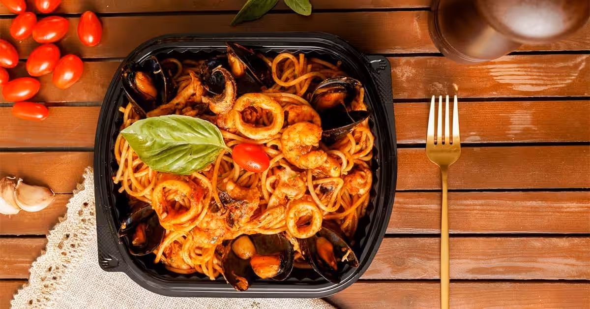 Commandez Spaghetti-aux fruits de mer à Nabeul et Hammamet