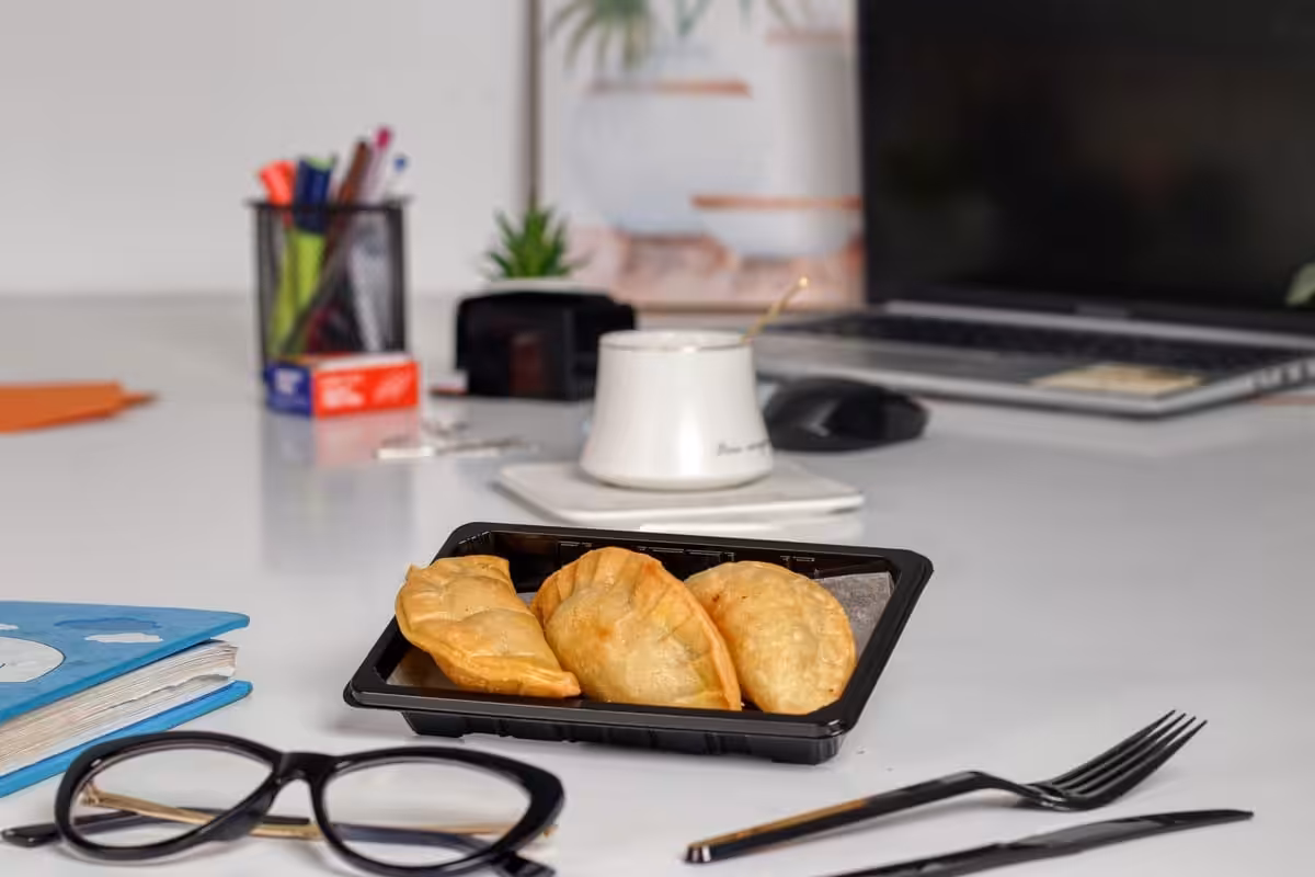 Cocktail dinatoire créatif avec un menu original pour événements d'entreprise à Nabeul